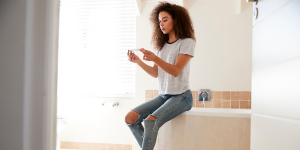 Read more about the article Pregnancy Tests: How They Work, Accuracy, and More